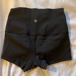 Lululemon Align Shorts 2”